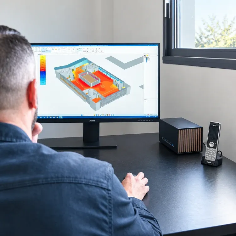 Dany devant la simulation thermique d’un bâtiment
